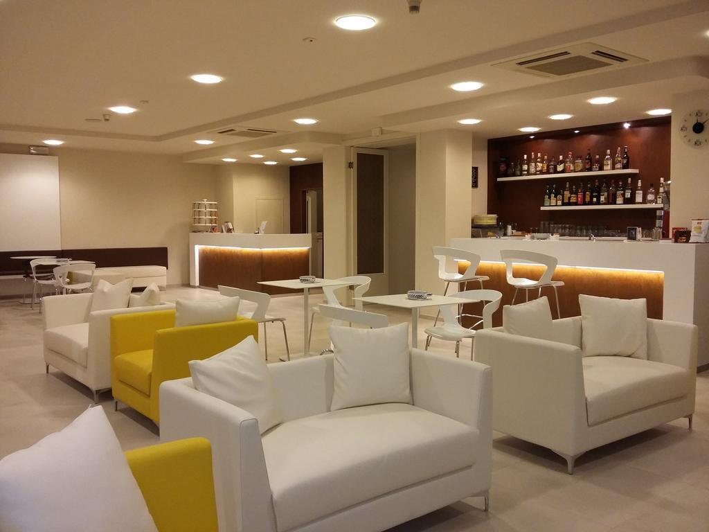 Hotel Condor Мілано-Маріттіма Екстер'єр фото