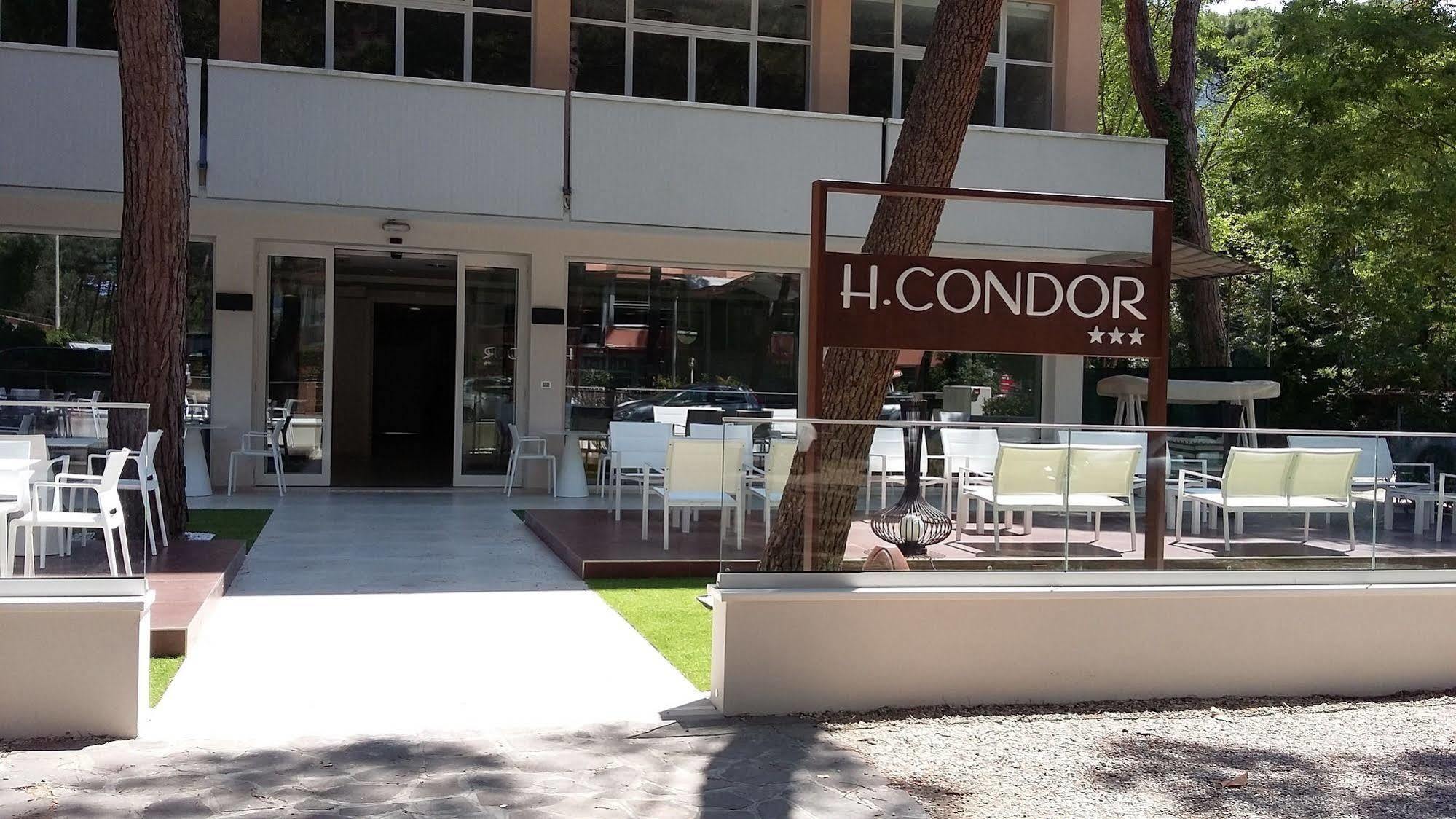 Hotel Condor Мілано-Маріттіма Екстер'єр фото