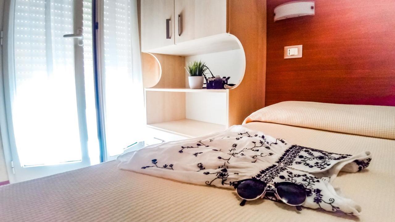 Hotel Condor Мілано-Маріттіма Екстер'єр фото